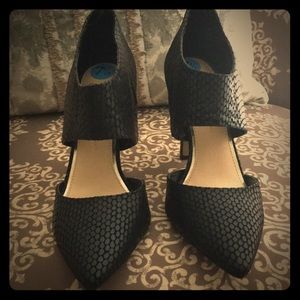 Jessica Simpson Pumps Size 7.5 w/tags. Never worn